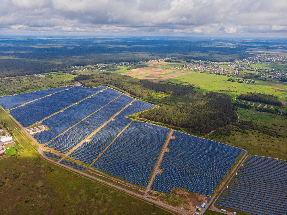 Ferme solaire sur un terrain non-constructible